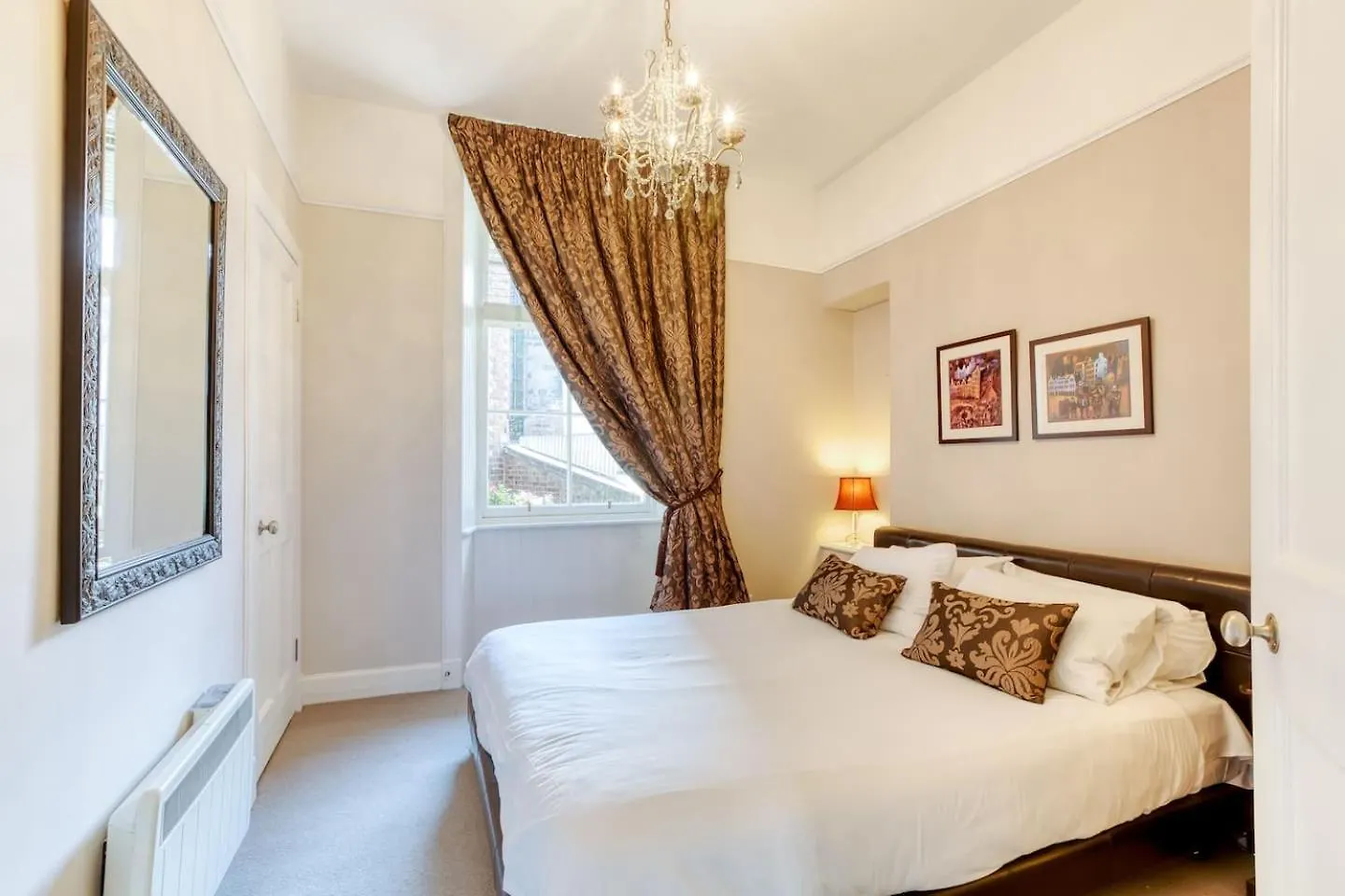 West Port - 2Br In The Heart Of The Old Town Just Off The Grassmarket Edinburgh United Kingdom