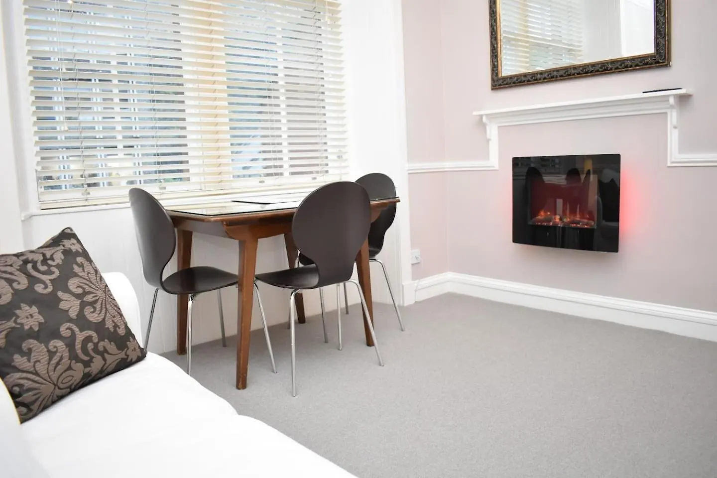 Apartment West Port - 2Br In The Heart Of The Old Town Just Off The Grassmarket Edinburgh